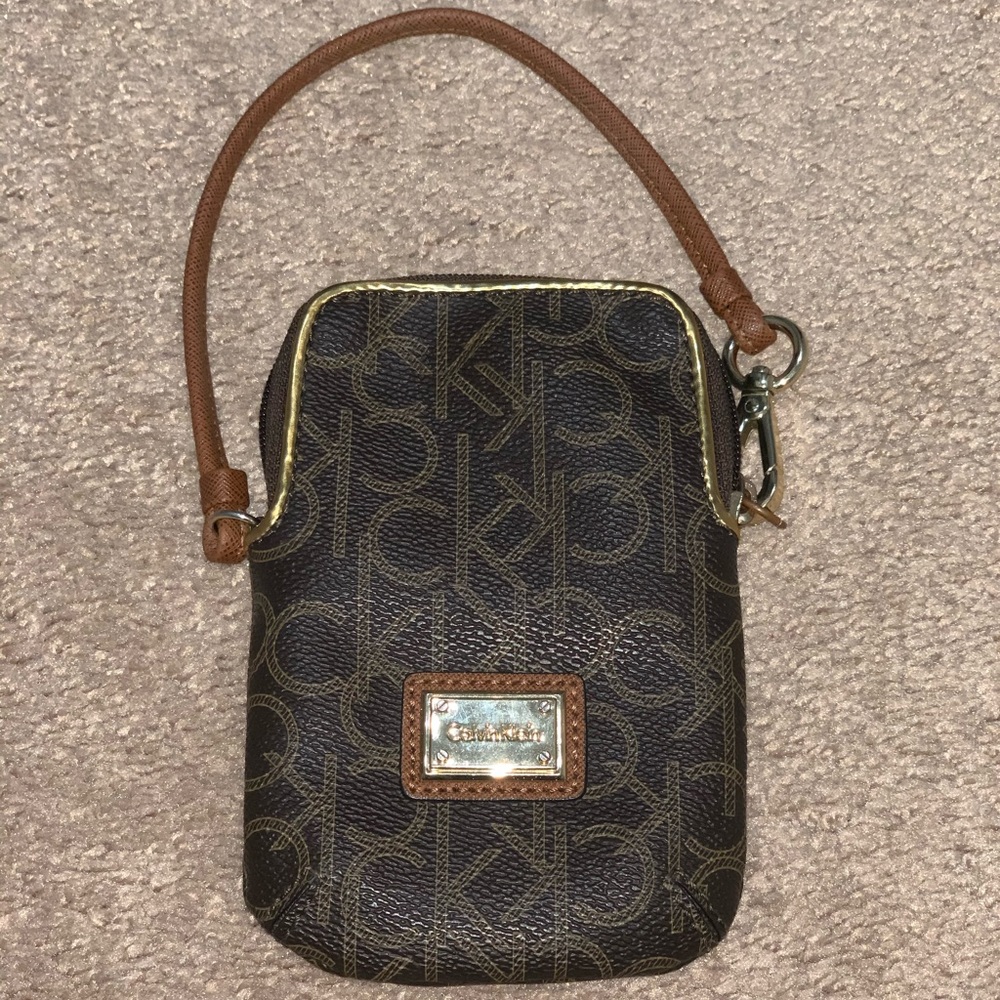 Calvin Klein wristlet wallet